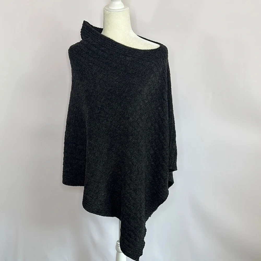 Barefoot Dreams Cozychic Lite Poncho